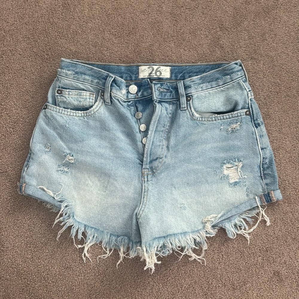 We The Free light wash denim jean shorts